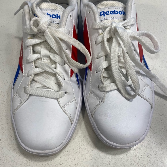 Reebok - Picture 3 of 5